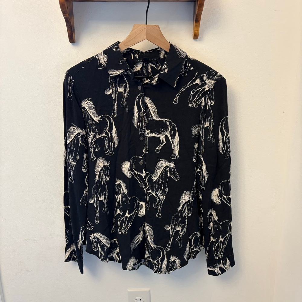 Jane & Delancey Black Horse Print Button Down Shirt Size Small